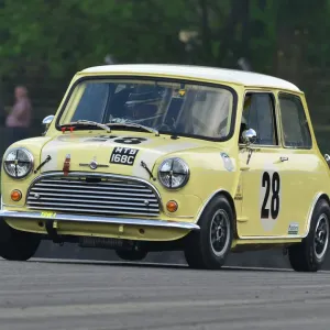CJ7 3172 Raymond Low, Morris Mini Cooper S
