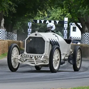 CJ9 1446 Hermann Layher, Benz 200hp