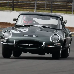 CJ9 2177 Niall McFadden, Sam Hancock, Jaguar E-Type CJ9 2177 Niall McFadden, Sam Hancock, Jaguar E-Type