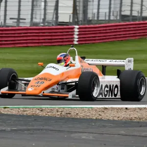 CJ9 2221 Neil Glover, Arrows A5