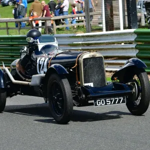 CJ9 5433 Thomas Hardman, Alvis 12-60