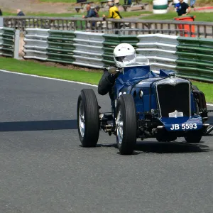 Bob Gerard Memorial Trophy Races Meeting, Mallory Park, Leicestershire, England, 22nd August 2021. Poster Print Collection: Allcomers Handicap Race,