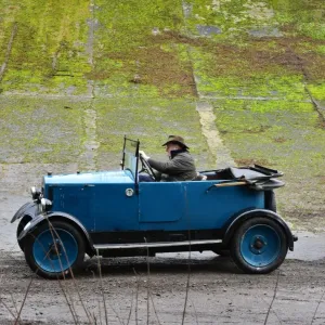 CM11 7459 Tony Stephens, a vintage sports car, in print