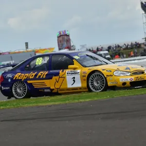 CM15 2325 Scott O Donnell, Ford Mondeo