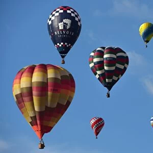 CM15 2973 plus Hot air balloons