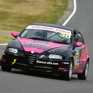 CM15 7529 Stacey Dennis, Alfa Romeo 147