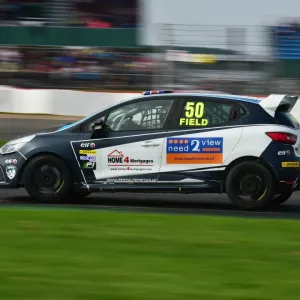 CM16 4896 Graham Field, Renaultsport 220 Trophy CM16 4896 Graham Field, Renaultsport 220 Trophy