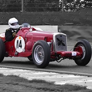 CM16 7075 Tim Greenhill, Wolseley Hornet Special, Red Henry