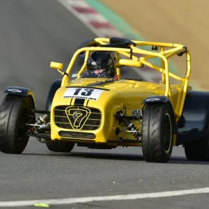 CM17 5945 Stuart Simpson, Caterham Super 7 Series