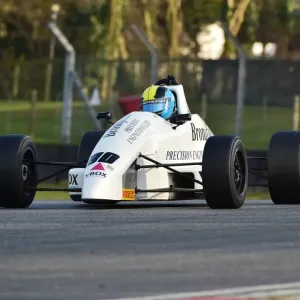 CM17 6102 Alex Fores, Van Diemen RF97