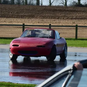 CM17 8536 Mazda MX5, skid pan CM17 8536 Mazda MX5, skid pan