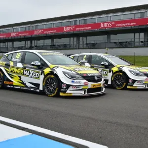 CM17 9181 Senna Proctor, Tom Chilton, Vauxhall Astra CM17 9181 Senna Proctor, Tom Chilton, Vauxhall Astra