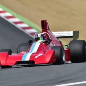 CM19 7202 Neil Glover, Chevron B37
