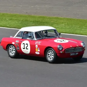 CM2 4024 Print: A photograph of an MGB racing at Silverstone International CM2 4024 Print: A photograph of an MGB racing at Silverstone International