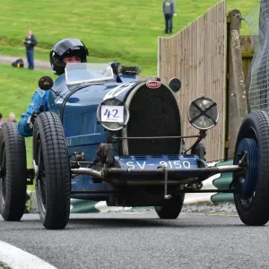 CM20 1119 Bruce Stops, Bugatti T35-44