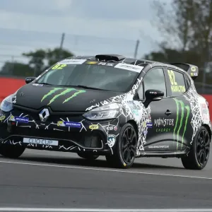 CM21 3495 Nic Hamilton, Renault Clio Sport 220 Trophy CM21 3495 Nic Hamilton, Renault Clio Sport 220 Trophy