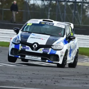 CM21 3536 Lucas Orrock, Renault Clio Sport 220 Trophy CM21 3536 Lucas Orrock, Renault Clio Sport 220 Trophy
