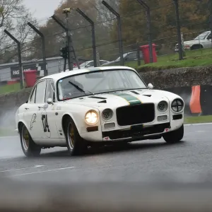 CM21 8229 Print - Jaguar XJ6 at Brands Hatch Night Race CM21 8229 Print - Jaguar XJ6 at Brands Hatch Night Race