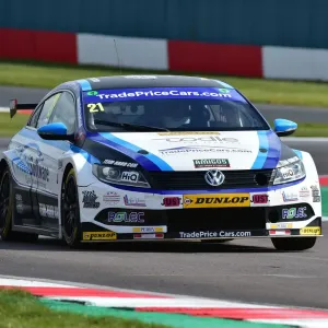 CM22 8631 Mike Bushell, Volkswagen CC CM22 8631 Mike Bushell, Volkswagen CC