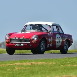 CM23 3765 Beverley Phillips, Chris Phillips, Ian Nuthall, MG B CM23 3765 Beverley Phillips, Chris Phillips, Ian Nuthall, MG B