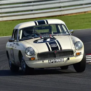 CM25 4776 Hugh Chambers, MG B CM25 4776 Hugh Chambers, MG B