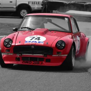 CM28 2616red Peter Carter, Bruce Carter, MGB GT V8 CM28 2616red Peter Carter, Bruce Carter, MGB GT V8