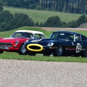 CM28 4737 Will Batchelor, MG B Roadster, Bob Baxter, Jaguar E-Type CM28 4737 Will Batchelor, MG B Roadster, Bob Baxter, Jaguar E-Type