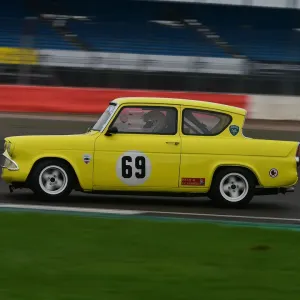 CM29 7932 Bob Bullen, Ford Anglia