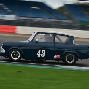 CM29 7949 Eric Walker, Ford Anglia