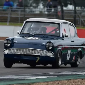 CM29 8585 Eric Walker, Ford Anglia