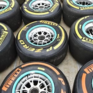 CM3 2528 Wheels and tyres