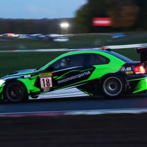 CM30 0435 Mike Moss, Ollie Hancock, BMW 1M E82