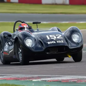 CM30 9068 John Spiers, Tiff Needell, Lister Jaguar Knobbly