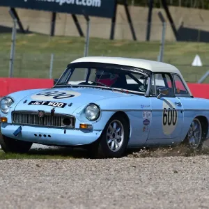 CM31 0186 Sam Tordoff, Richard Woolmer, MG B CM31 0186 Sam Tordoff, Richard Woolmer, MG B