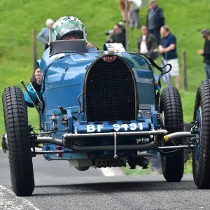 Bugatti T35B Print, Cadwell Park Circuit Bugatti T35B Print, Cadwell Park Circuit