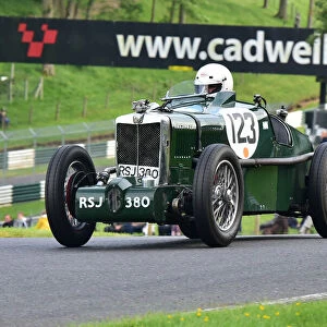 VSCC, Shuttleworth, Nuffield & Len Thompson Trophies Race Meeting Photographic Print Collection: Melville Trophy Race for VSCC Specials,