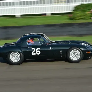 CM31 9038 John Spiers, Tiff Needell, Jaguar E-Type lightweight. CM31 9038 John Spiers, Tiff Needell, Jaguar E-Type lightweight.