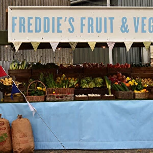 CM32 6308 Freddies Fruit and Veg