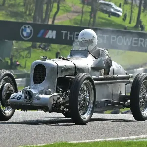 CM32 9440 Jack Bond, MG Q Type CM32 9440 Jack Bond, MG Q Type