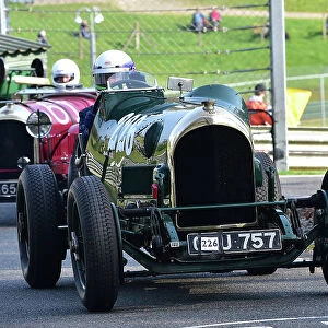 The Vintage Sports Car Club, Seaman and Len Thompson Trophies Race Meeting, Cadwell Park Circuit, Louth, Lincolnshire, England, June, 2022 Poster Print Collection: Allcomers Scratch Race, R8