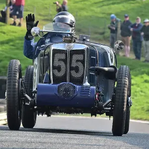 CM32 9593 Duncan Potter, MG Montlhery Midget CM32 9593 Duncan Potter, MG Montlhery Midget