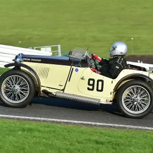 CM32 9760 Andy King, MG PB Cream Cracker CM32 9760 Andy King, MG PB Cream Cracker