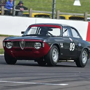 CM33 1499 Andrew Banks, Max Banks, Alfa Romeo Giulia Sprint GTA CM33 1499 Andrew Banks, Max Banks, Alfa Romeo Giulia Sprint GTA