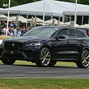 CM33 5993 Jaguar F-Pace 1988 Edition CM33 5993 Jaguar F-Pace 1988 Edition