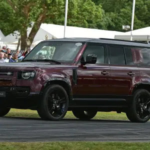 CM33 5994 Navid Shamshiri, Land Rover Defender 130 CM33 5994 Navid Shamshiri, Land Rover Defender 130