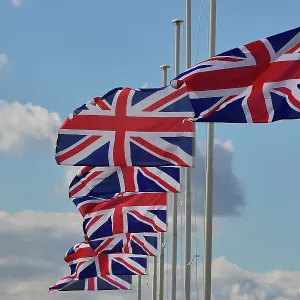 CM33 9165 Pit lane flags at half-mast CM33 9165 Pit lane flags at half-mast
