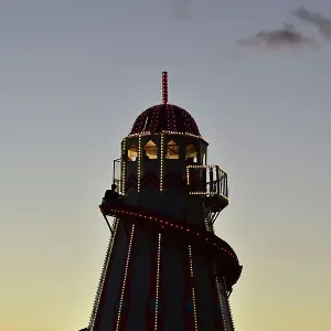 CM33 9871 Helter skelter CM33 9871 Helter skelter