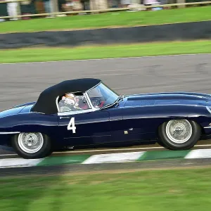 CM34 0830 John Young, Chris Ward, Jaguar E-Type CM34 0830 John Young, Chris Ward, Jaguar E-Type