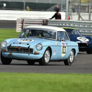 CM34 1700 Mark Prutton, Simon Skentelbery, MG B Roadster