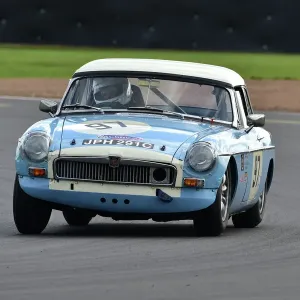 CM34 1753 Tom Brent, MG B Roadster